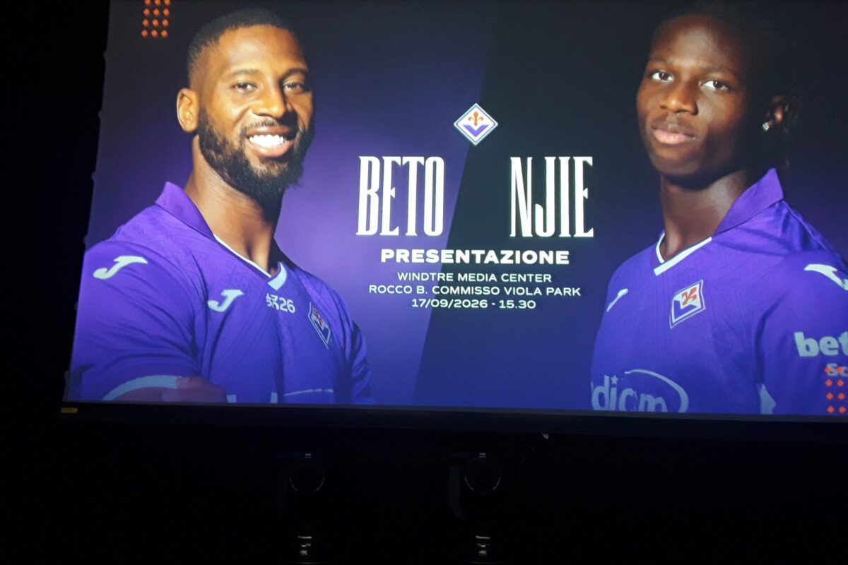 <span class="hot">Live <i class="fa fa-bolt"></i></span> CALCIO Fiorentina- La Conferenza Stampa di presentazione di Njie e Beto