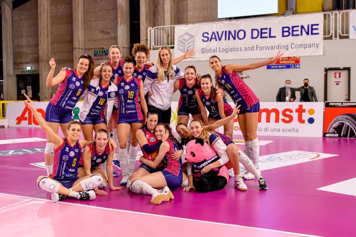 VOLLEY FEMMINILE SERIE A1- Il derby è ancora della Savino che supera Il Bisonte, 3-1 (25-14, 25-17, 24-26, 25-12)