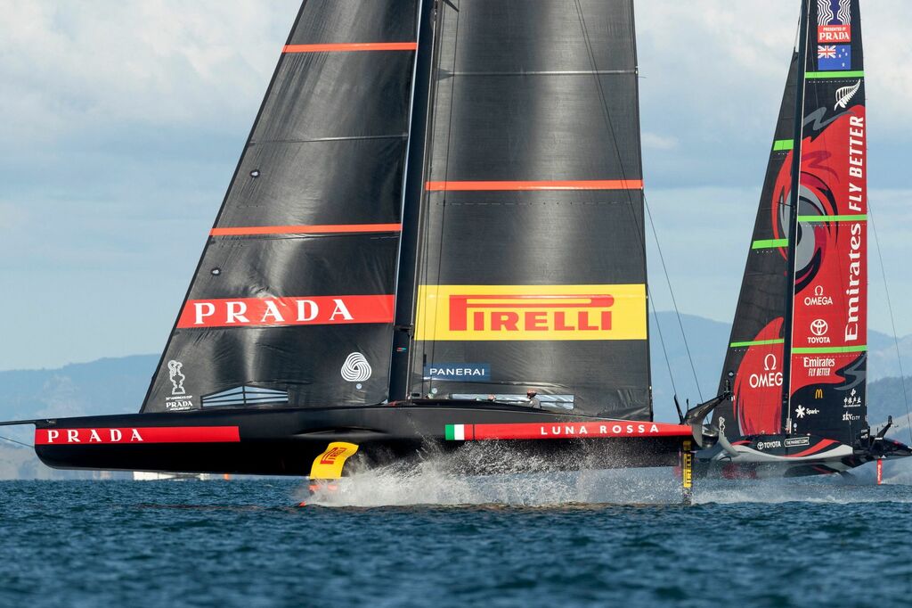 Vela Coppa America…”incredibilmente”..si mette male !! Regata 7 vinta