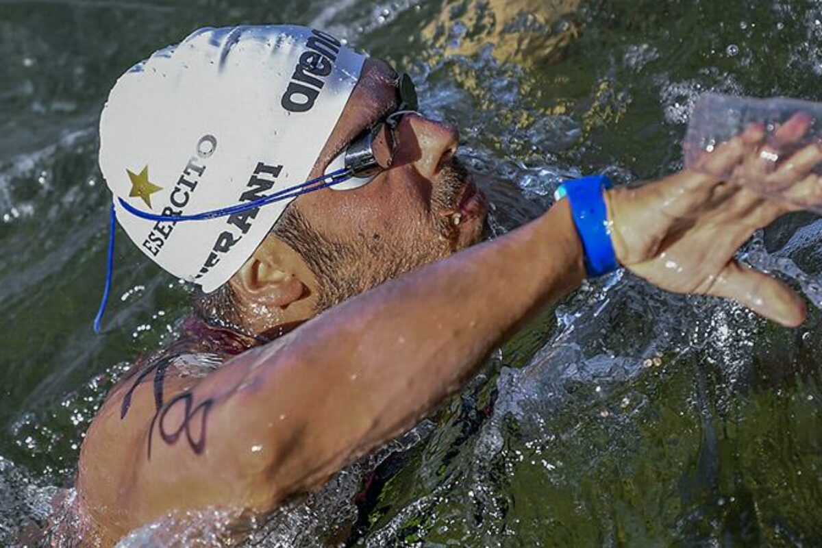 Nuoto / Fondo: Dario Verani ( Livorno Nuoto) e Veronica Santoni “Re e Regina” della 25 Km a Piombino