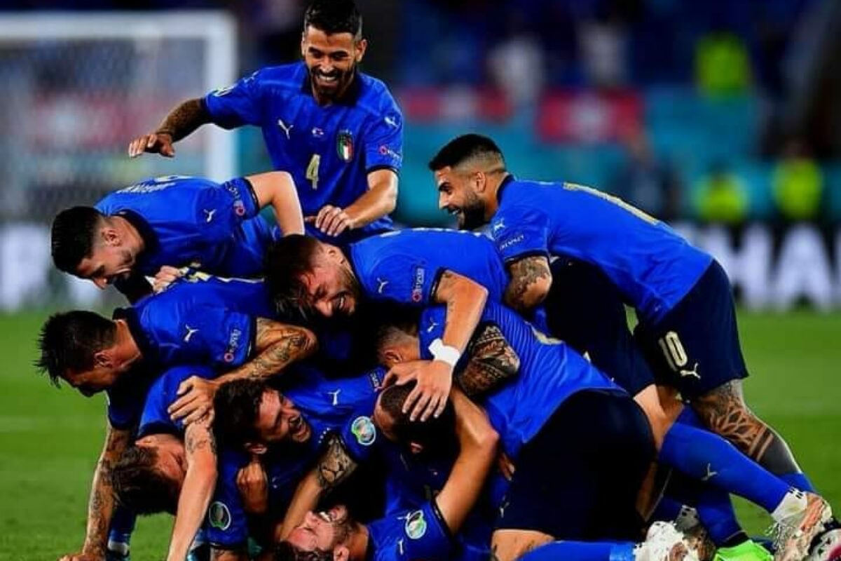 Calcio: Europei: “bum budubum..Italia Svizzera 3-0; azzurri già agli Ottavi !!