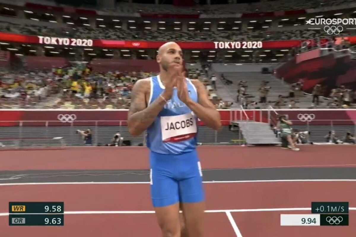 Jacobs, record italiano e semifinale olimpica. Si qualifica anche Tortu