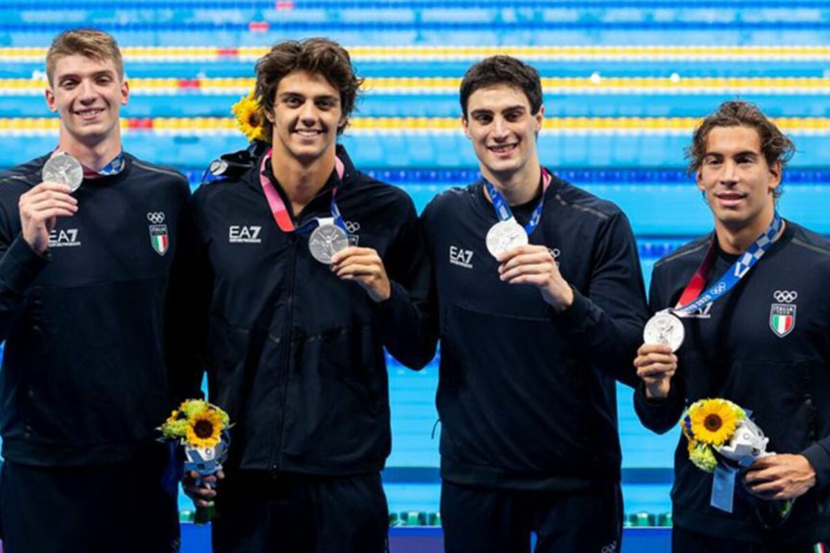 OLIMPIADE TOKYO 2020-Nuoto La 4×100 Stile Libero con Lorenzo Zazzeri, fa la storia, e’ Argento!