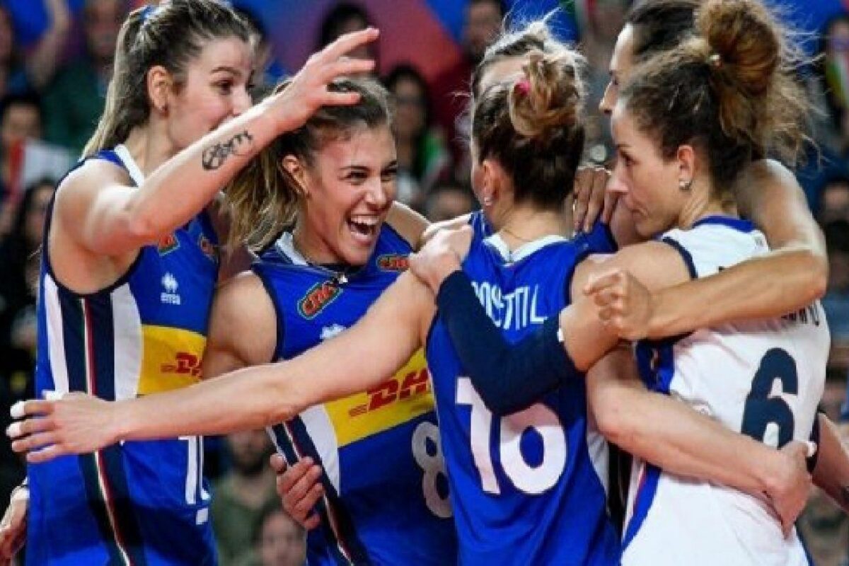 VOLLEY FEMMINILE- Europei Italia- Slovacchia  3-1 (25-19, 25-18, 25-27, 25-17)