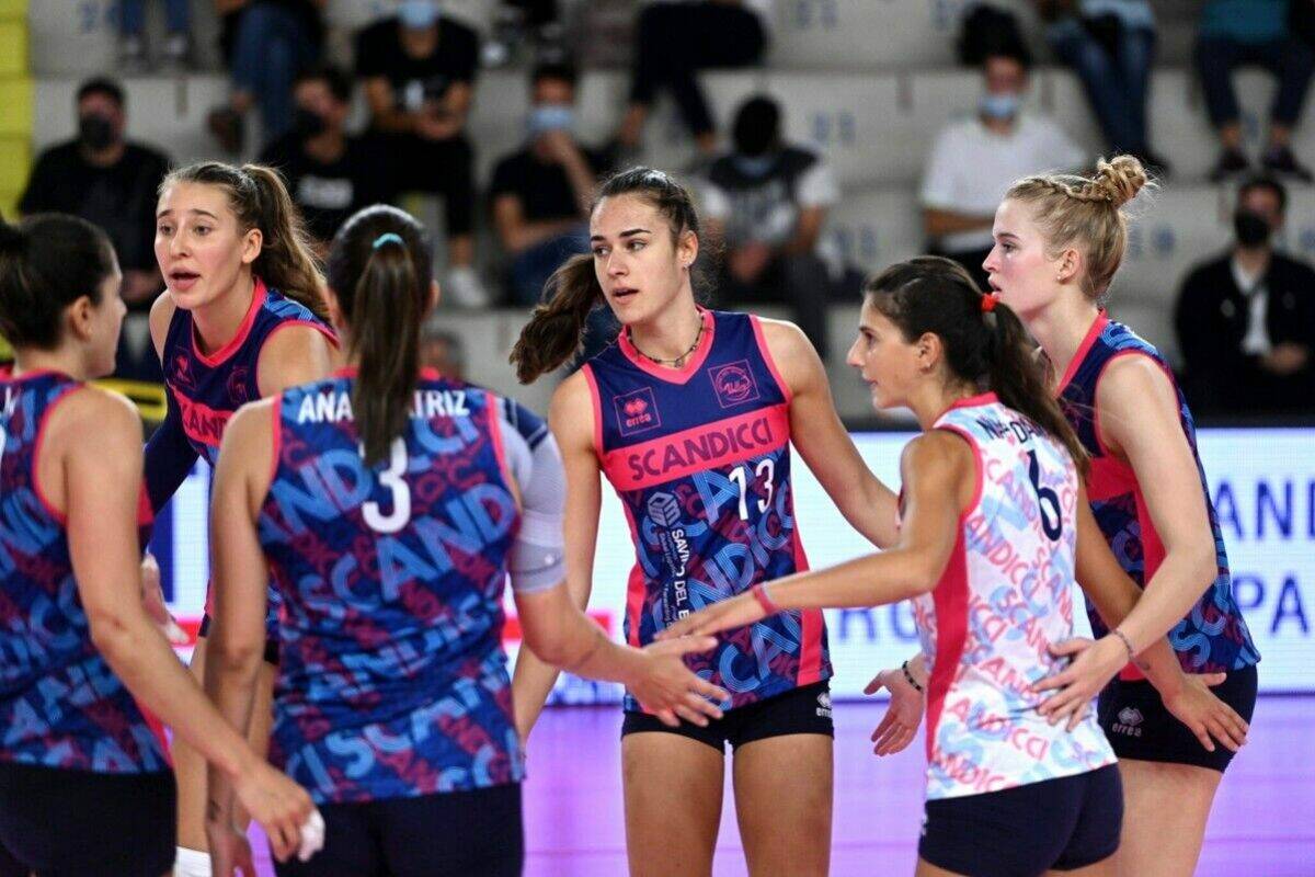 VOLLEY FEMMINILE- Savino Del Bene Scandicci, Nikol Milanova sostituto pro tempore di Letizia Camera