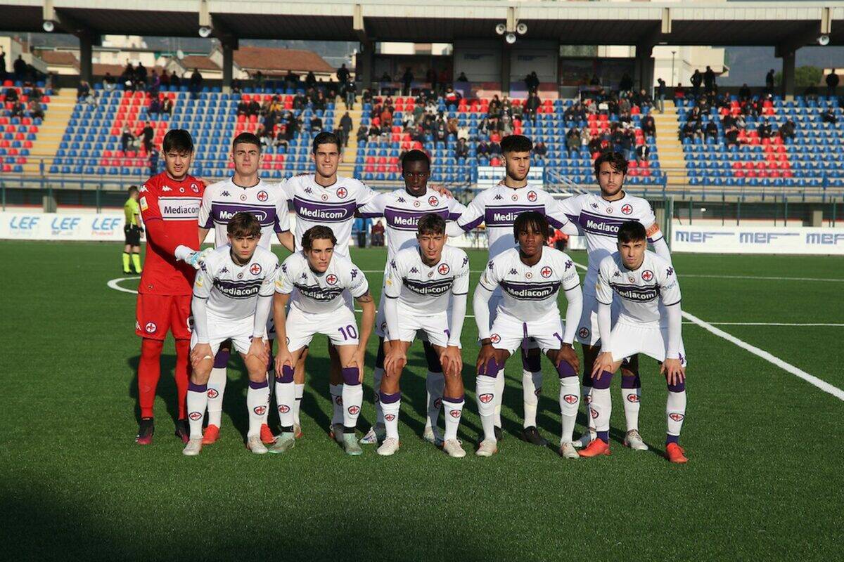 Calcio: Giovani pianticelle viola crescono: Week end di colore azzurro: 2 vittorie, 2 pareggi 1 sola vittoria viola…di Mercoledi l’Under 18 cala il poker a Torino:4-2