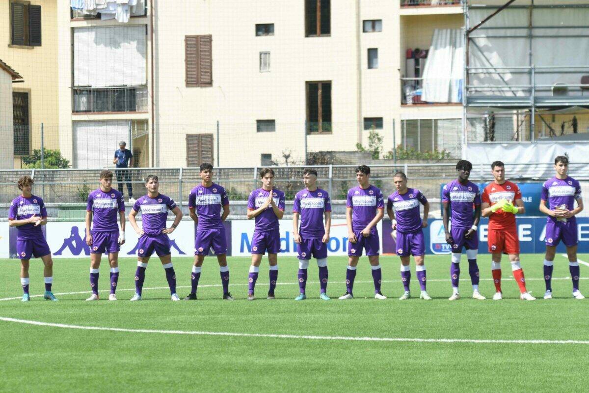 Calcio giovanile viola: Primavera fuori, L’Under 16 regola”di poker”il Napoli; Under  15 e Under 18 male con le  2 ducali parmensi..:”Pomeriggio da un giorno da cani”in casa viola…