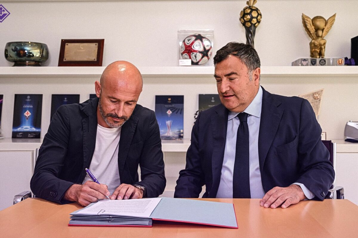 Calcio: adesso è ufficiale: Vincenzo Italiano ha rinnovato il contratto con la Fiorentina fino al 2024