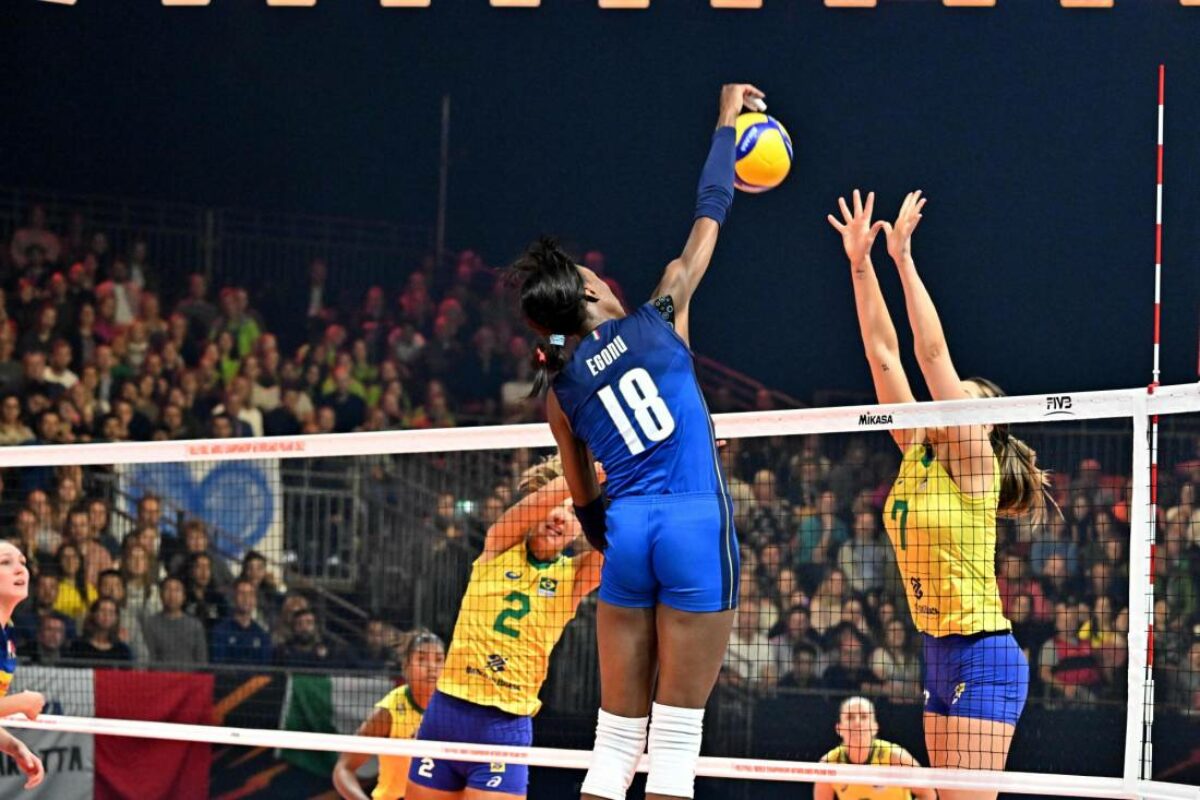 VOLLEY FEMMINILE Mondiale- Italia-Brasile 1-3 (23-25, 25-22, 24-26, 19-25), svanito il sogno mondiale.