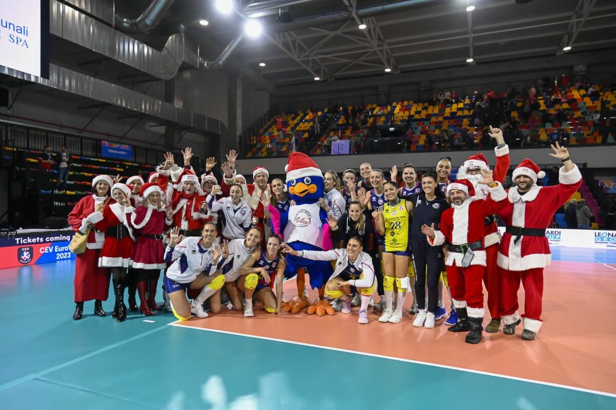 <span class="hot">Live <i class="fa fa-bolt"></i></span> VOLLEY FEMMINILE CEV Cup, Sedicesimi di Finale live Savino Del Bene Scandicci- Galatasaray 3-0 (25-14; 25-19; 25-21. Savino qualificata agli ottavi)