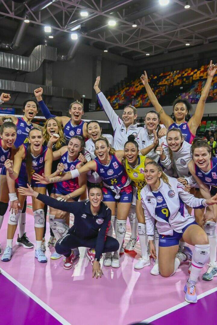 VOLLEY FEMMINILE SERIE A1- Savino Del Bene Volley – Cuneo Granda S.Bernardo 2-3 (19-25, 25-22, 17-25,…