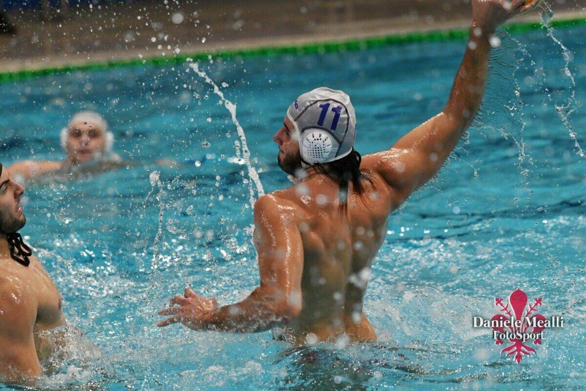 Pallanuoto: Le”Rari-Girls” battute da Padova 17-2; i “Rari-Man”battono la Lazio 14-9