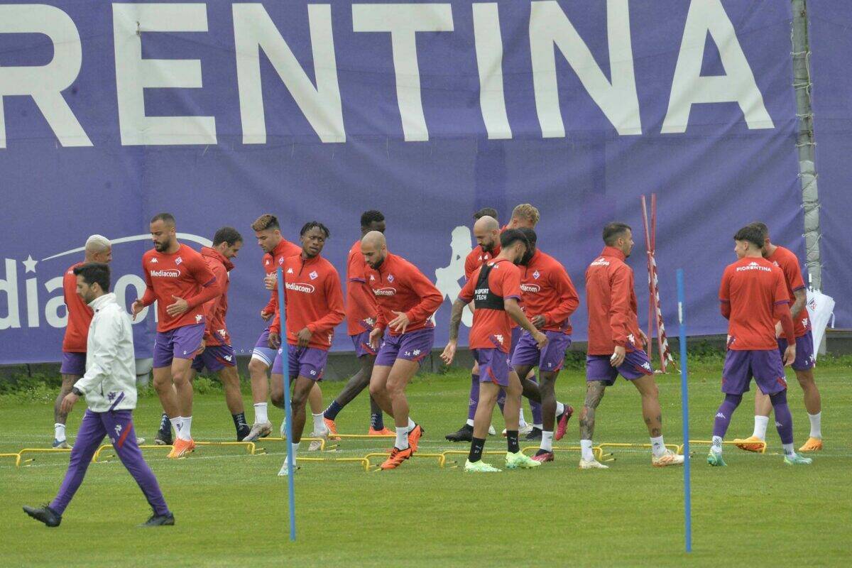 CALCIO- La seduta di allenamento della Fiorentina, indisponibile Sottil, Terracciano, qualche linea di febbre