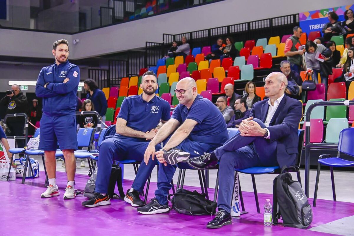 VOLLEY FEMMINILE- Il Bisonte Firenze conferma lo Staff di Coach Carlo Parisi