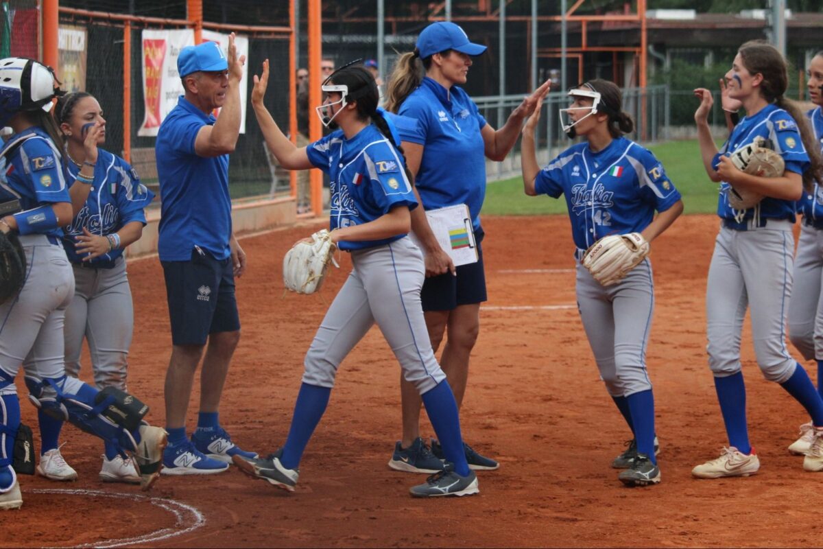 Softball: Europei Under 18: L’Ital-Softball parte bene brave…bis !! Battute Danimarca e Ucraina; oggi con la Svezia