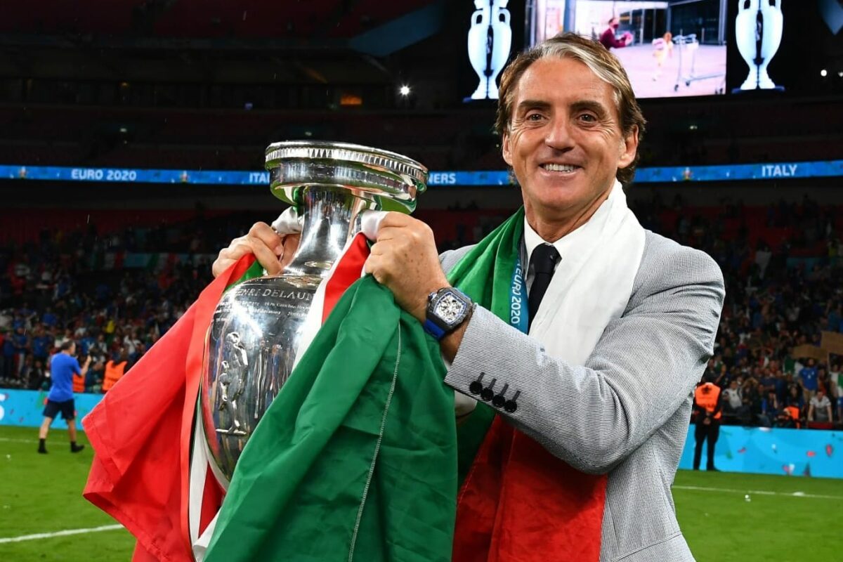 Calcio: clamoroso al “Cibali”: si è dimesso Roberto Mancini da Ct e Coordinatore di tutte le Nazionali !!!