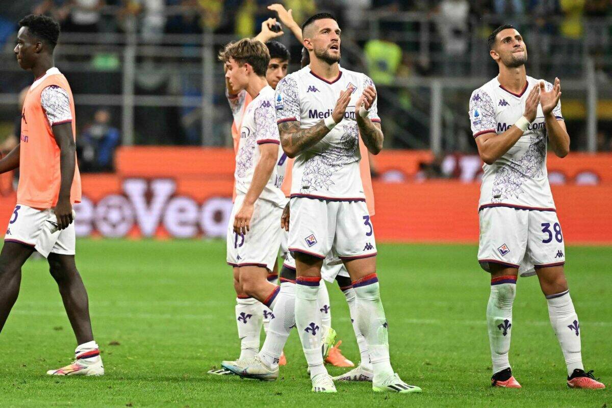 <span class="hot">Live <i class="fa fa-bolt"></i></span> CALCIO Serie A, 3a Giornata live Inter-Fiorentina 4-0 (23′ Thuram, 53’Lautaro, 57′ Calhanoglou rig., 73’Lautaro)