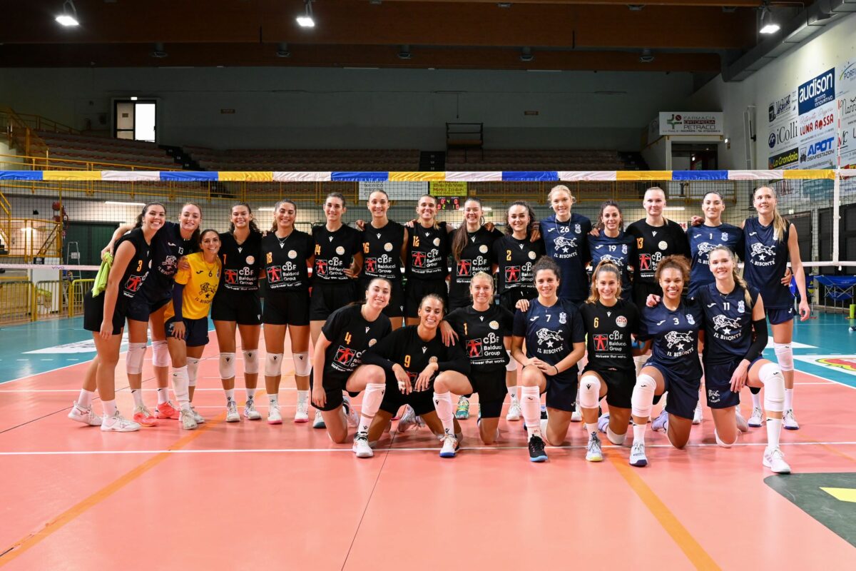 VOLLEY FEMMINILE Amichevole Balducci Macerata-Il Bisonte Firenze 2-1 (25-22; 21-25; 25-22)