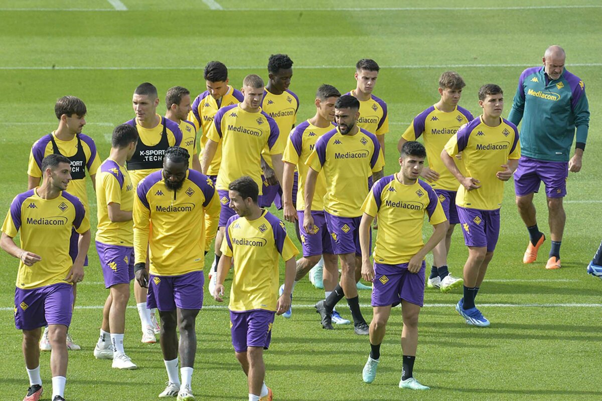 CALCIO- La rifinitura della Fiorentina in vista della gara contro il Ferencvaros