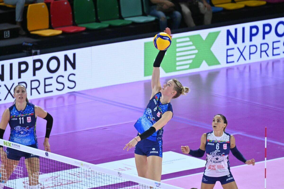 VOLLEY FEMMINILE SERIE A1- Il Bisonte Firenze- Wash4green Pinerolo 2-3 (26-24; 26-24; 18-25; 16-25; 13-15)