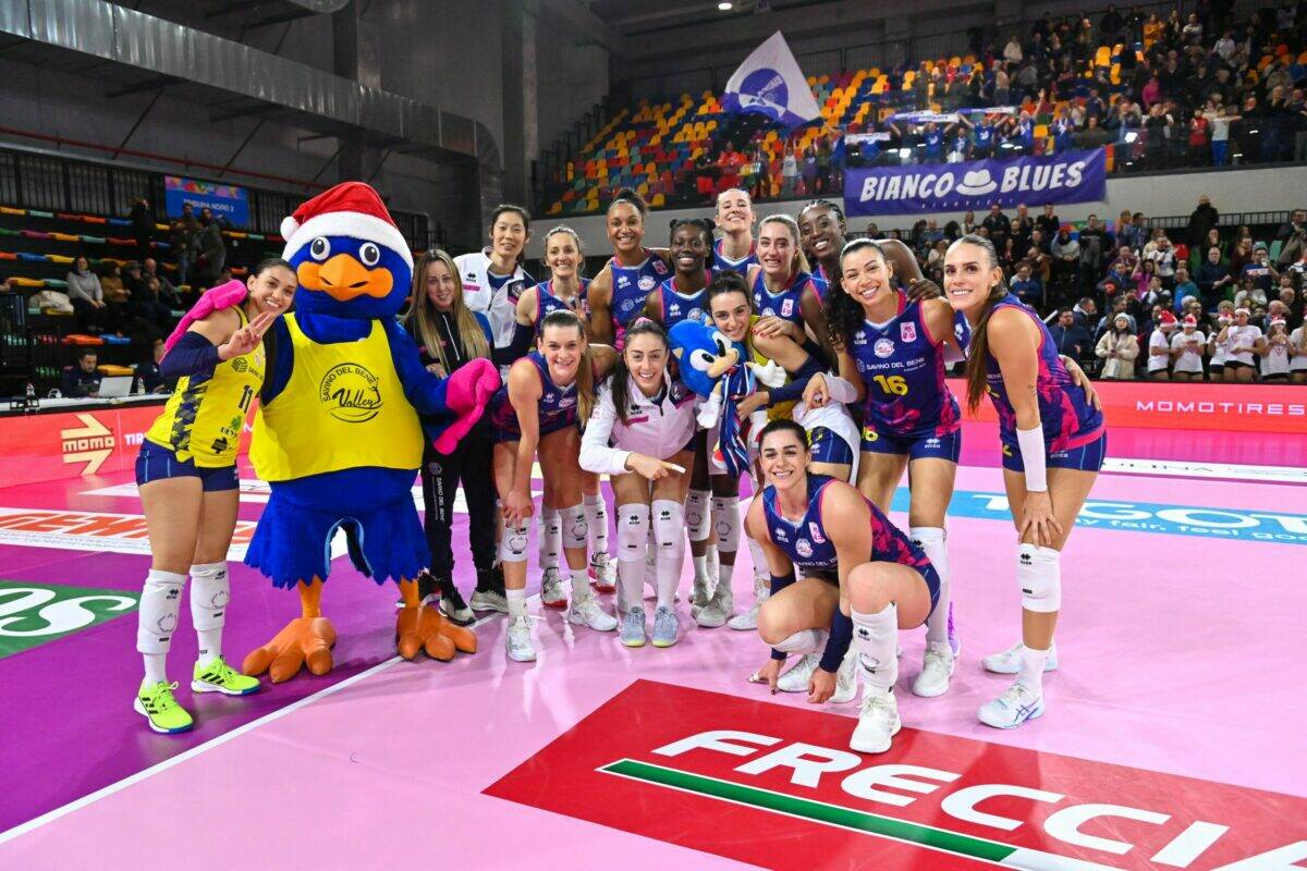 VOLLEY FEMMINILE SERIE A1- Megabox Ondulati Del Savio Vallefoglia – Savino Del Bene Scandicci 2-3 (25-22, 25-21, 21-25, 17-25, 10-15)