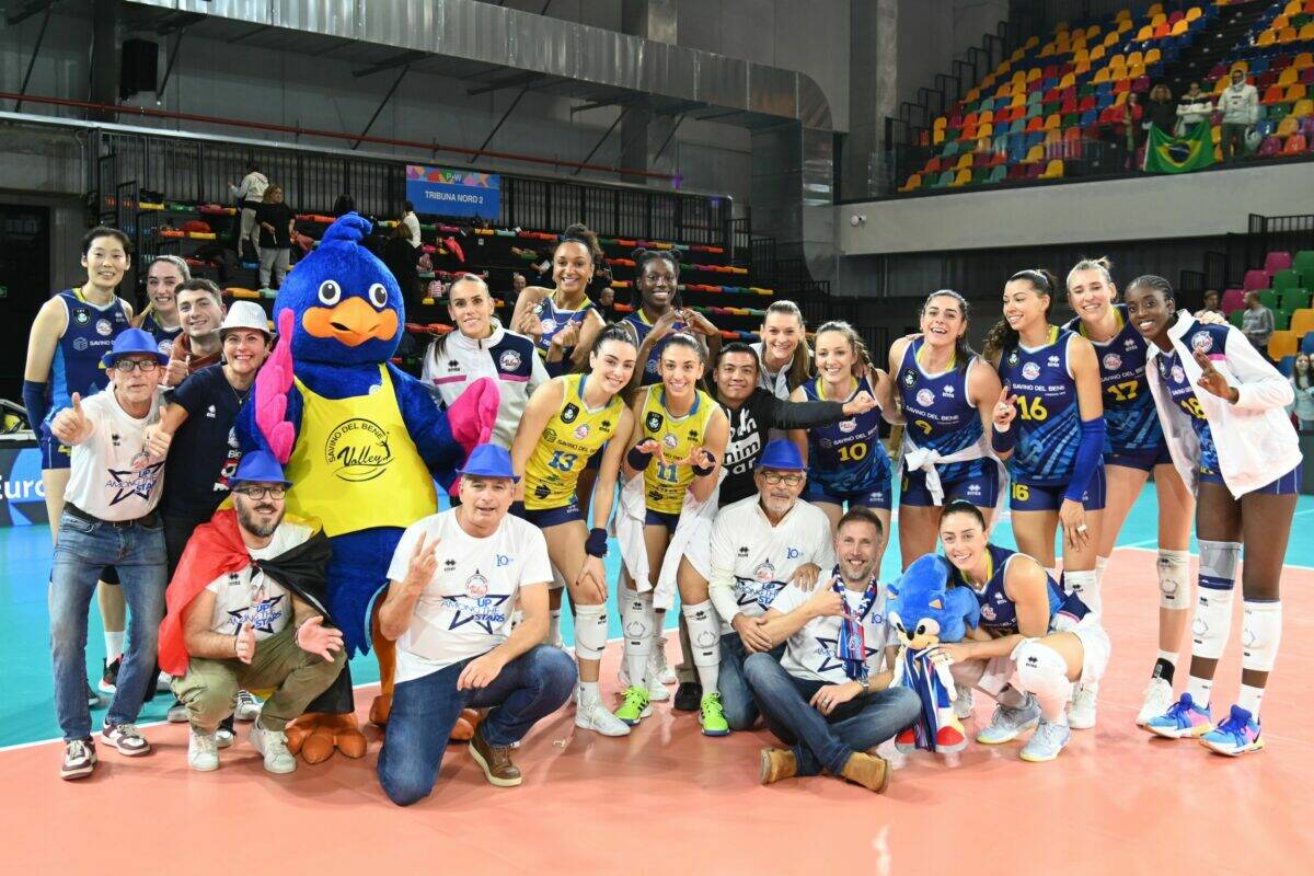 VOLLEY FEMMINILE  CEV CHAMPIONS LEAGUE- Savino Del Bene Scandicci- Vasas Óbuda Budapest: 3-0 (25-14, 25-19, 25-15)