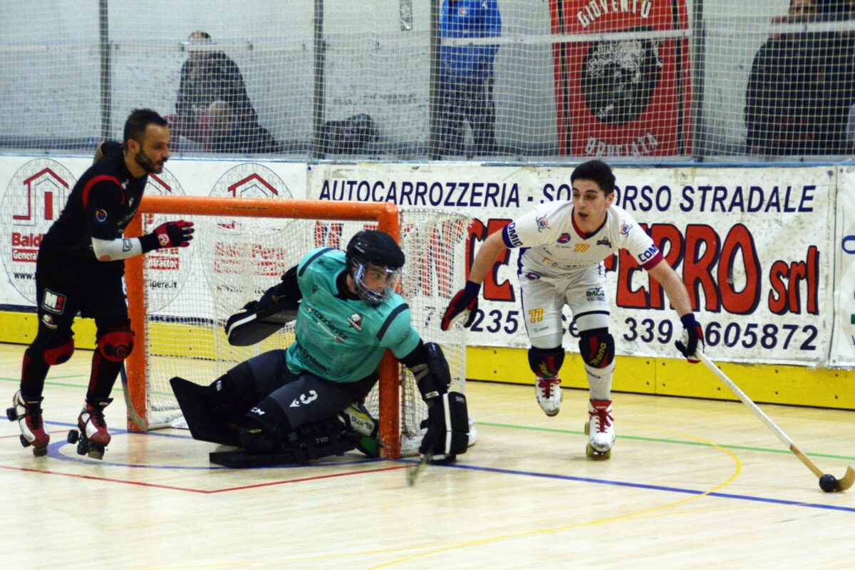 Hockey a Rotelle Versilia Hockey Forte Campione d’inverno