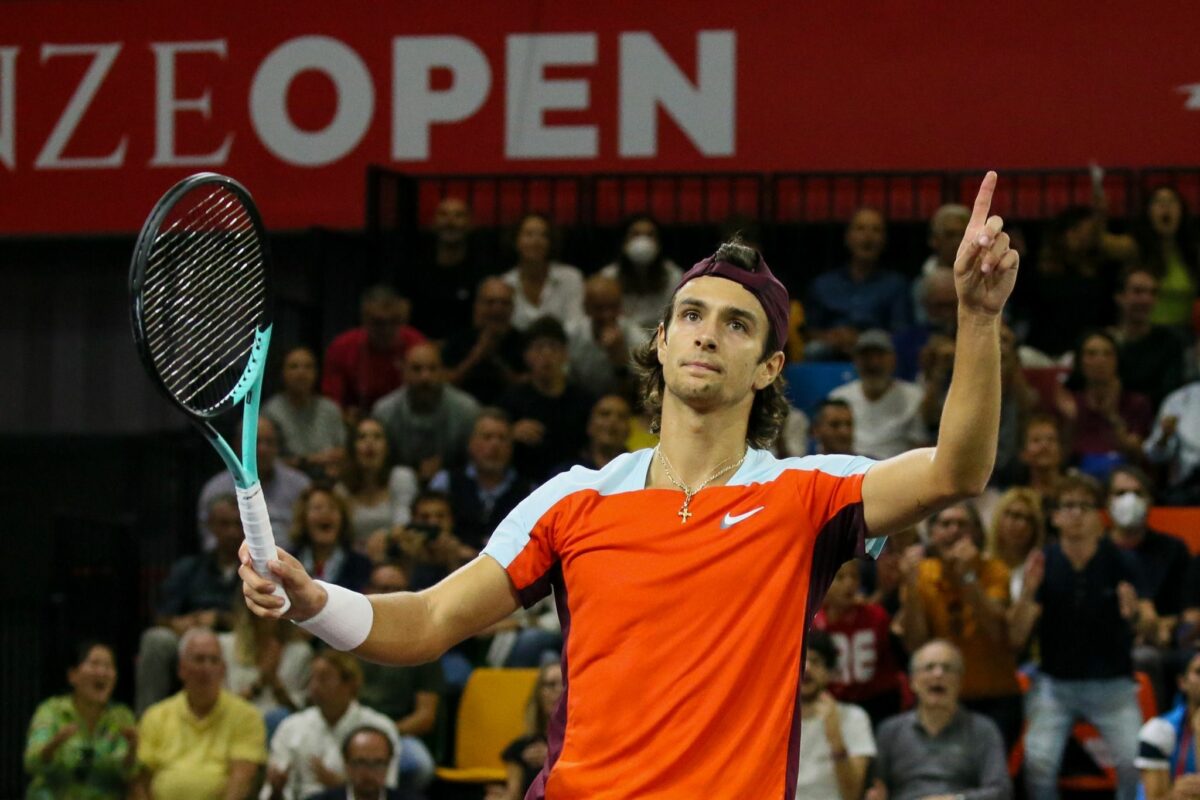 <span class="hot">Live <i class="fa fa-bolt"></i></span> Tennis: “Le Battute del Ballerini”Internazionali d’Italia -1 al rientro di Sinner./ bene Passaro e Musetti,fuori Darderi; gli altri azzurri in giro.”incredibilmente bello”Maestrelli….Mager…