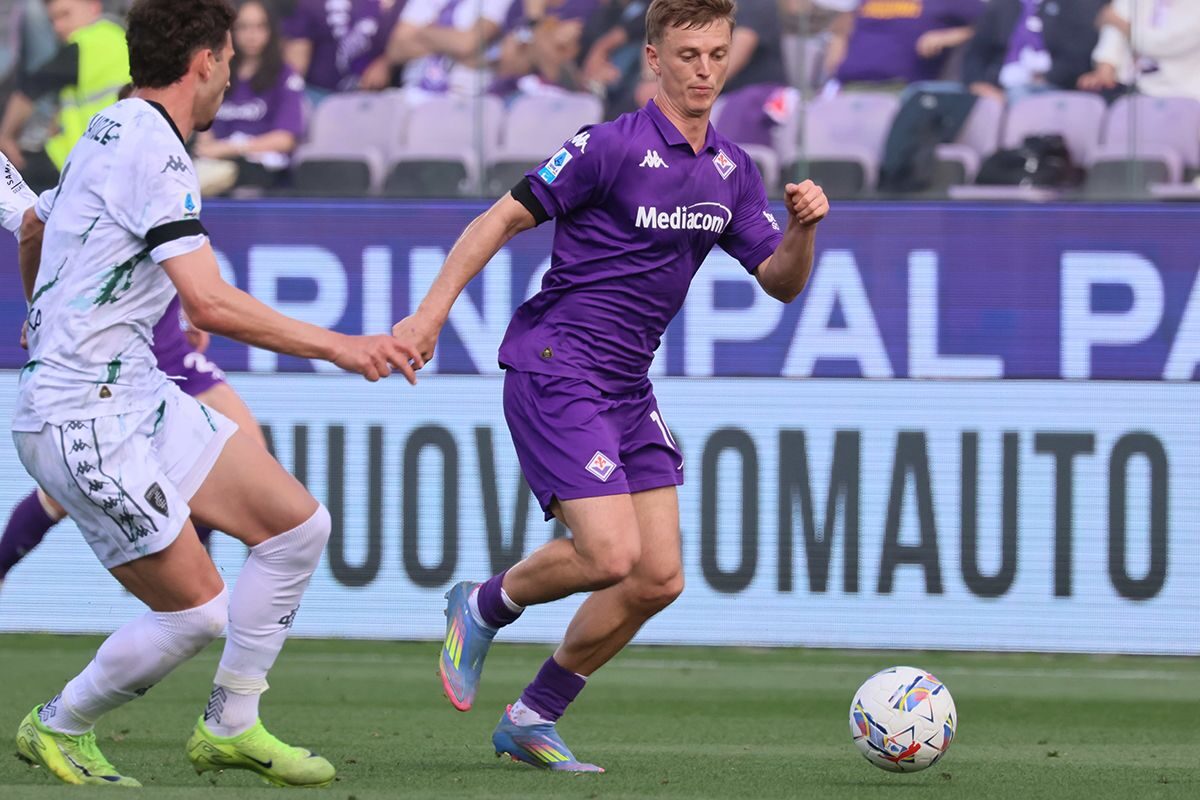 CALCIO Fiorentina- Riscattato Albert Gudmundsson