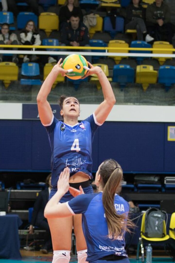 VOLLEY FEMMINILE- Una palleggiatrice azzurra per Il Bisonte Firenze