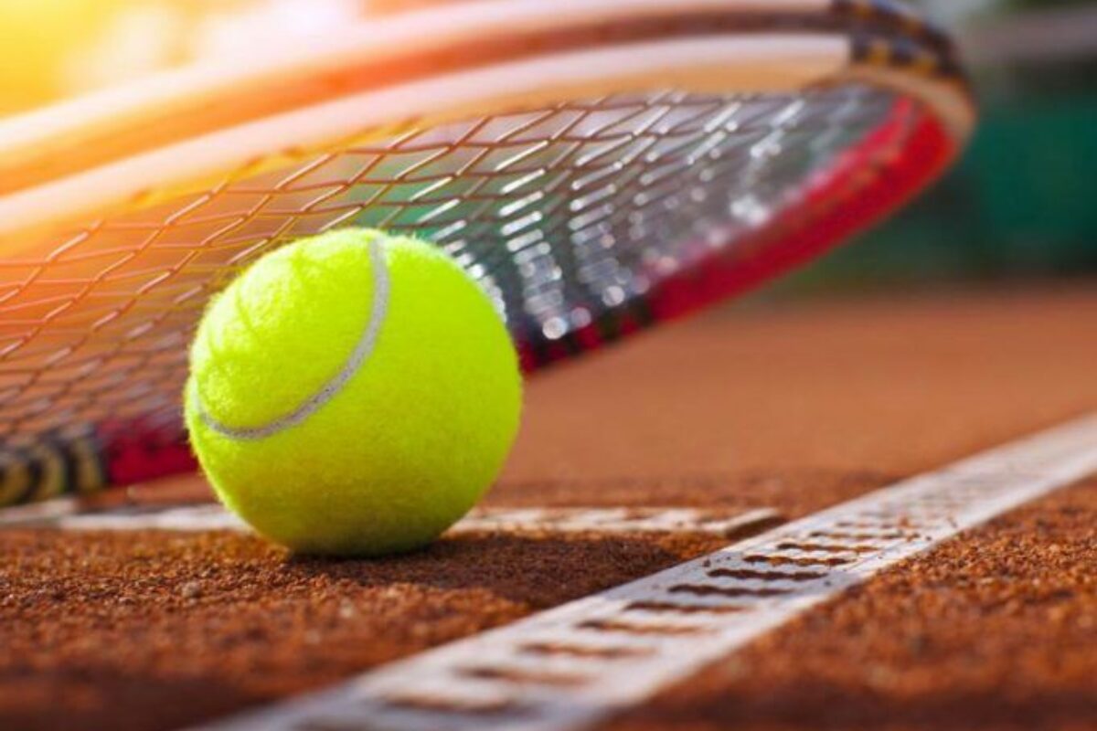 <span class="hot">Live <i class="fa fa-bolt"></i></span> Tennis: “Le battute del Ballerini”Oggi a Roma 2 azzurri nelle 2 semifinali; Alcaraz-Musetti 6-3/ 7-6 ( 7-4); Poi Sinner-Paul ( 1-6/ ma poi 6-0/ 6-3…; E’ fiale azzurra era dal 1978 che un italiano non arrivava in finale (Panatta)Errani-Paolini in finale del doppio/F