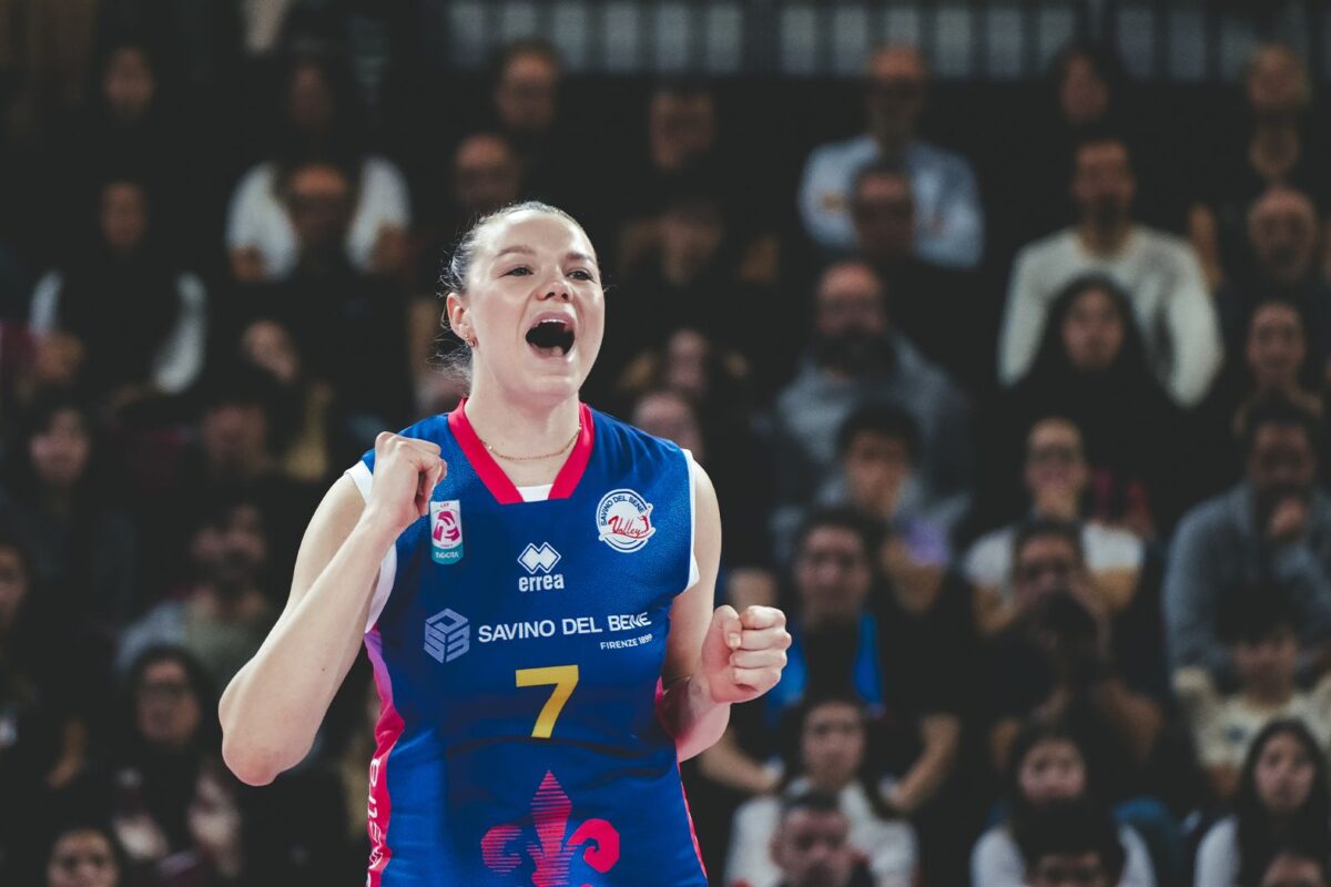 VOLLEY FEMMINILE- Anna Kotikova saluta la Savino Del Bene Scandicci