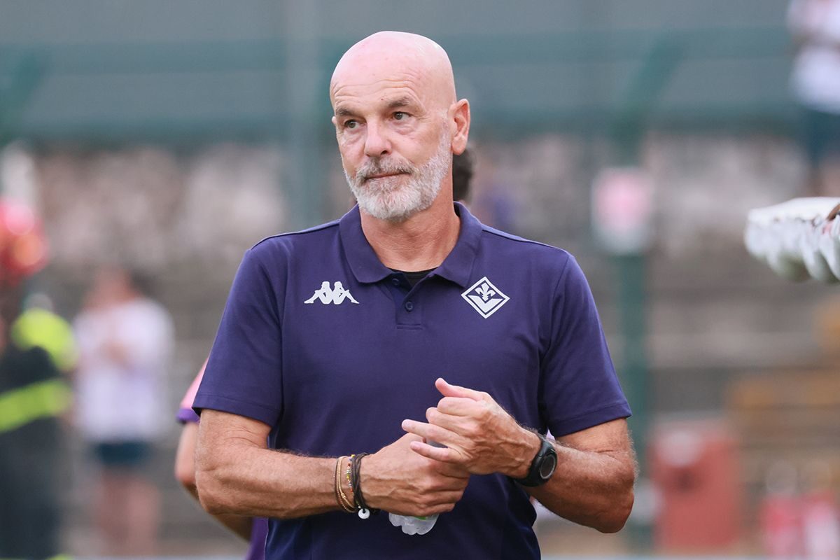 <span class="hot">Live <i class="fa fa-bolt"></i></span> CALCIO-La Conferenza Stampa di presentazione di Fiorentina-Como