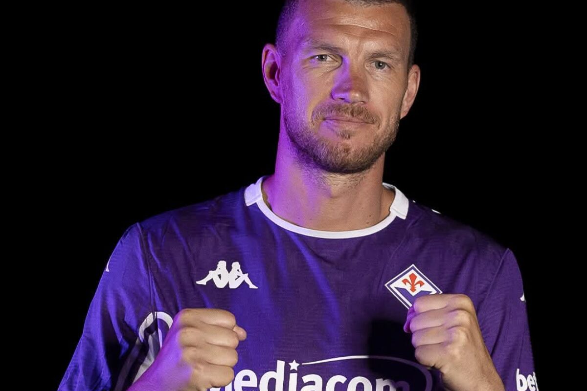 CALCIO Fiorentina- Edin Dzeko è un giocatore viola.