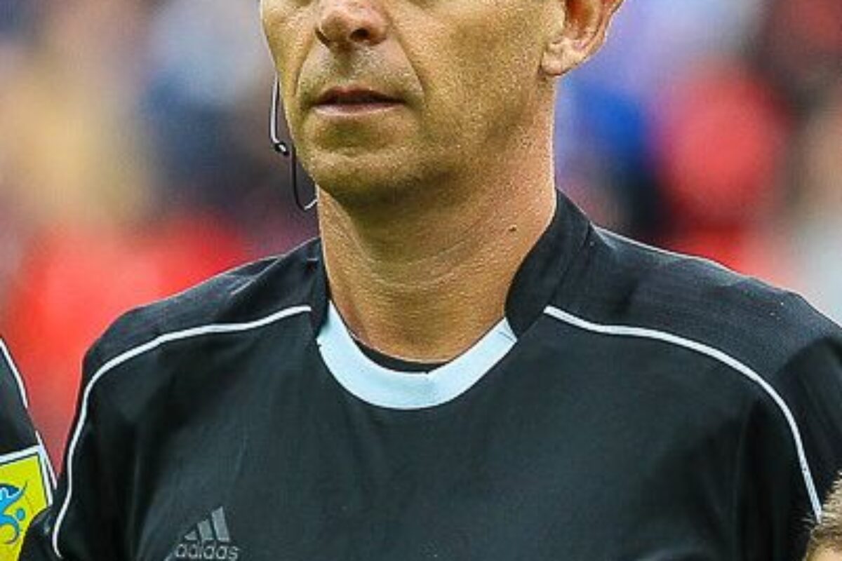 Calcio: Storica novita’: come nel Football Americano e Rugby gli arbitri spiegheranno”live” negli Stadi le decisioni del Var !!!!