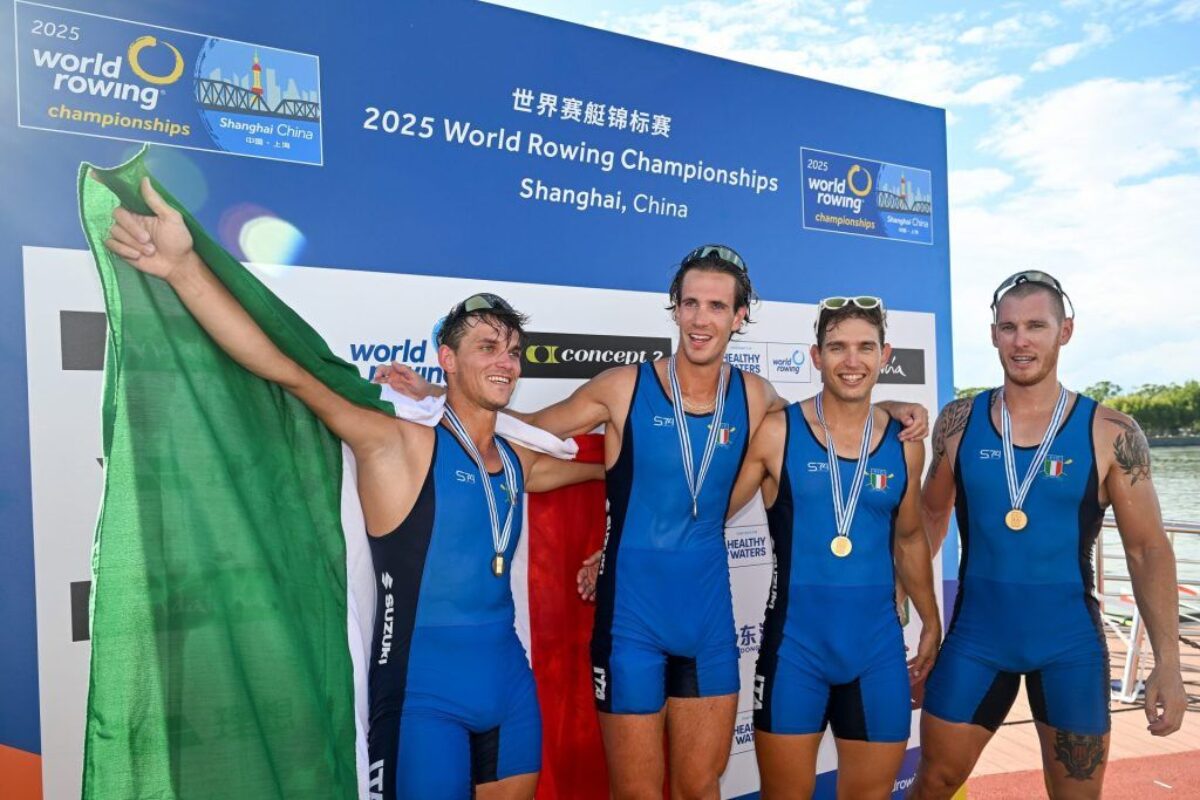 CANOTTAGGIO- Quattro di coppia Campioni del Mondo