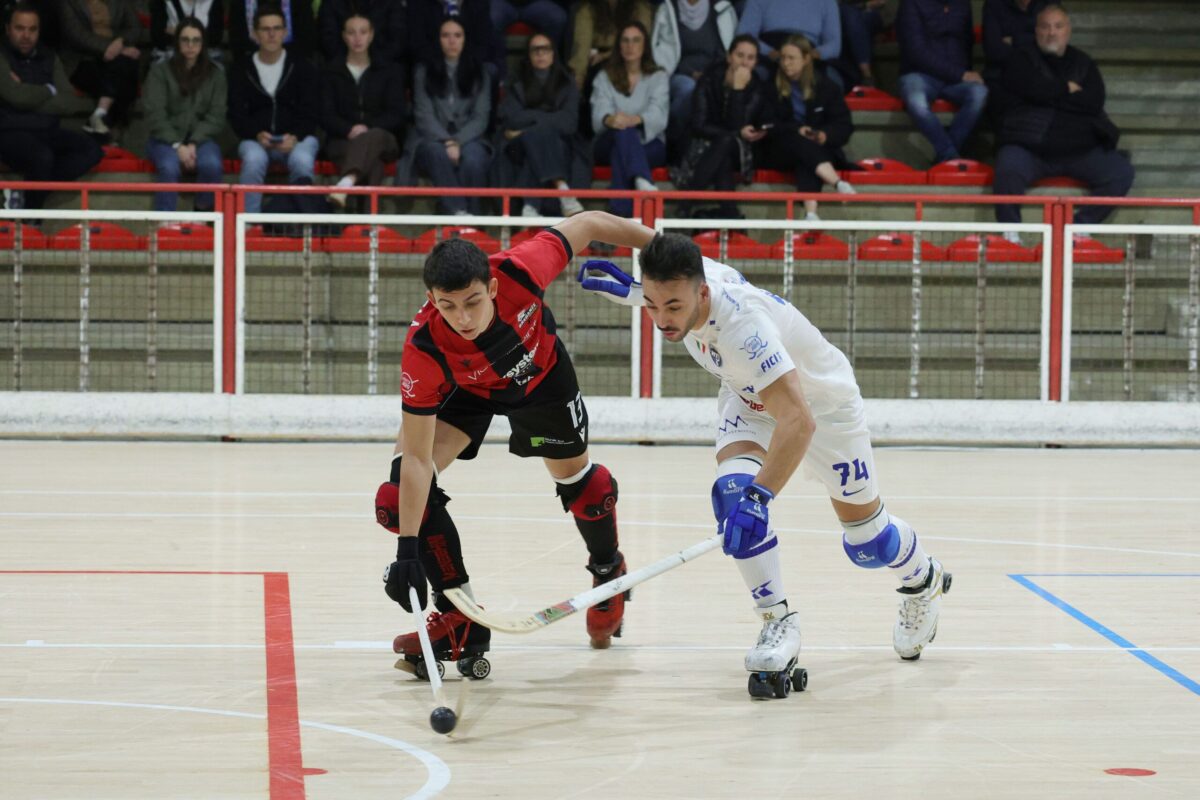 Hockey a Rotelle: Commento al “quadrato”: doppio turno; Speciale Canale 187: Forte dei Marmi ferma sul pareggio il Viareggio;