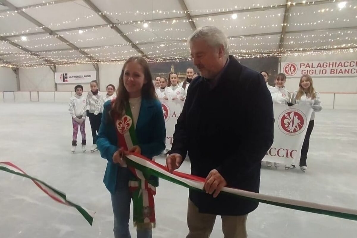 PATTINAGGIO ARTISTICO – Torna a Firenze la pista del ghiaccio.