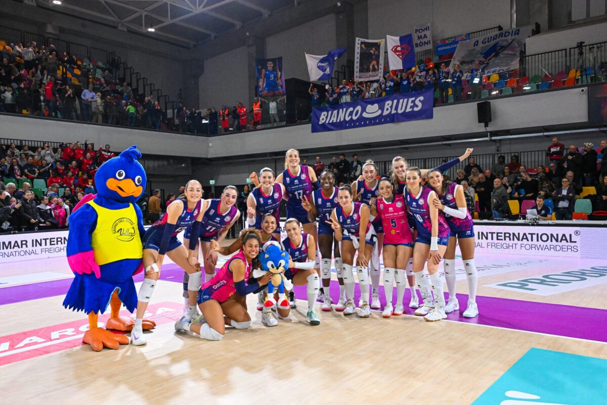 VOLLEY FEMMINILE SERIE A1- Ancora tre punti per la Savino Del Bene Scandicci