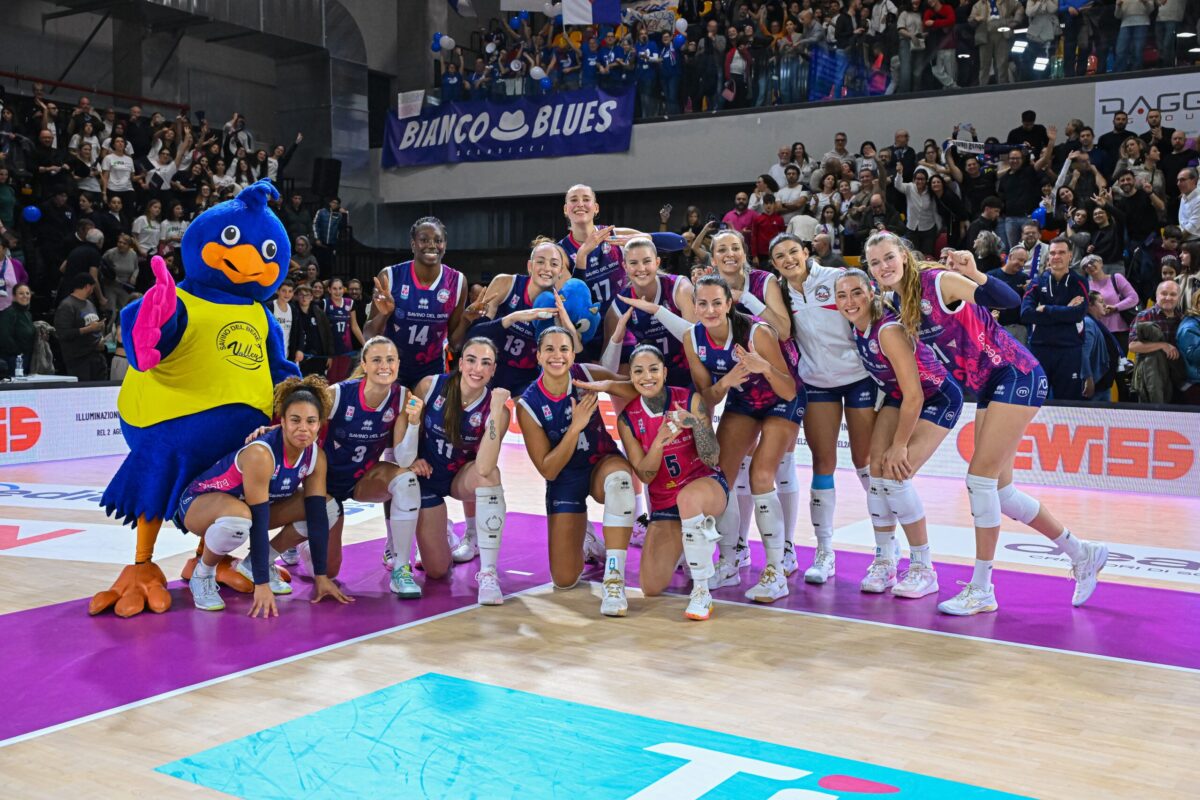 <span class="hot">Live <i class="fa fa-bolt"></i></span> VOLLEY FEMMINILE SERIE A1-20a Giornata live Savino Del Bene Scandicci-Igor Gorgonzola Novara 3-2