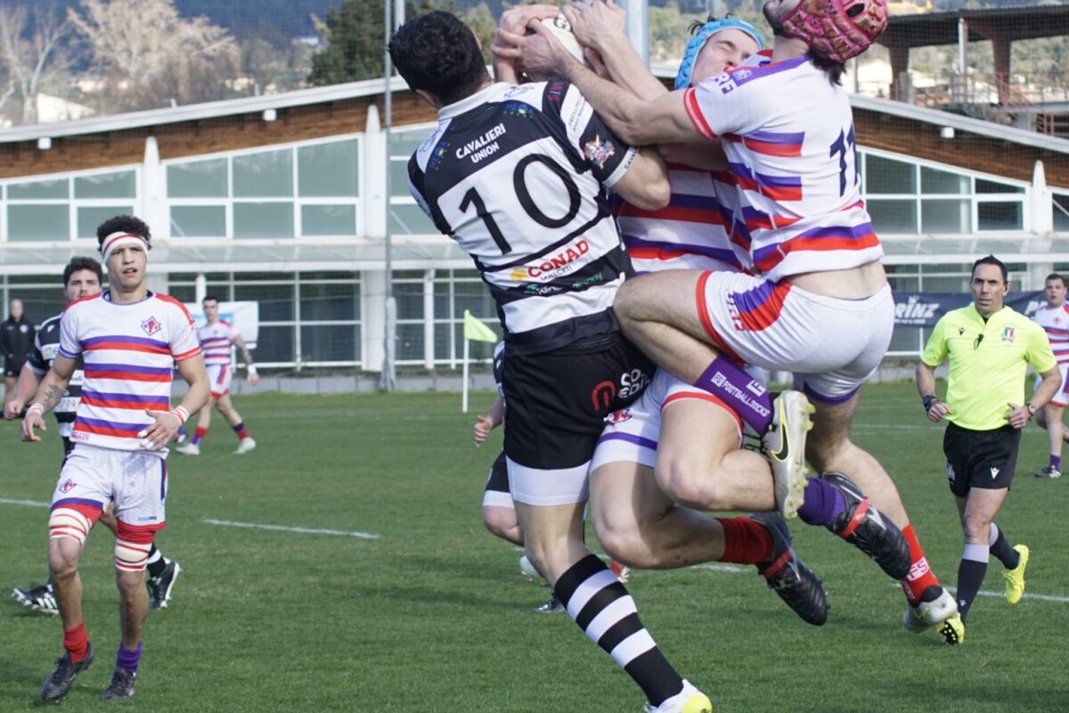 RUGBY Serie A, Errori e decisioni arbitrali costano il derby all’Unione Rugby Firenze