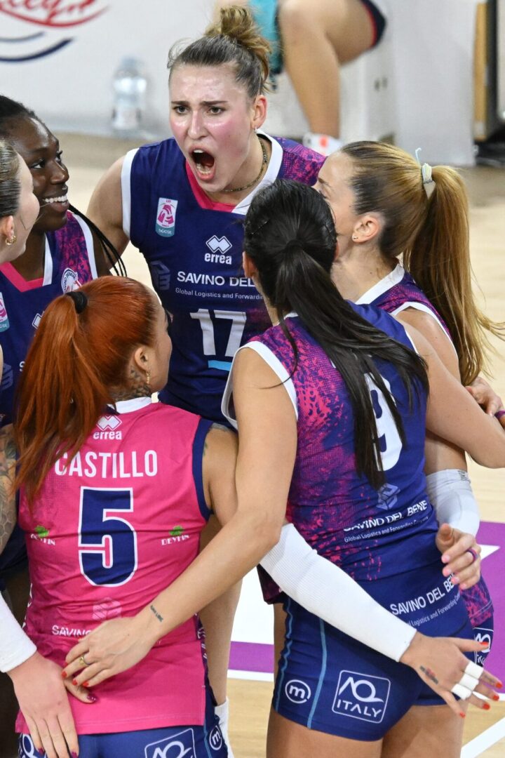 VOLLEY FEMMINILE PLAYOFF- La Savino in trasferta a Bergamo per gara-2