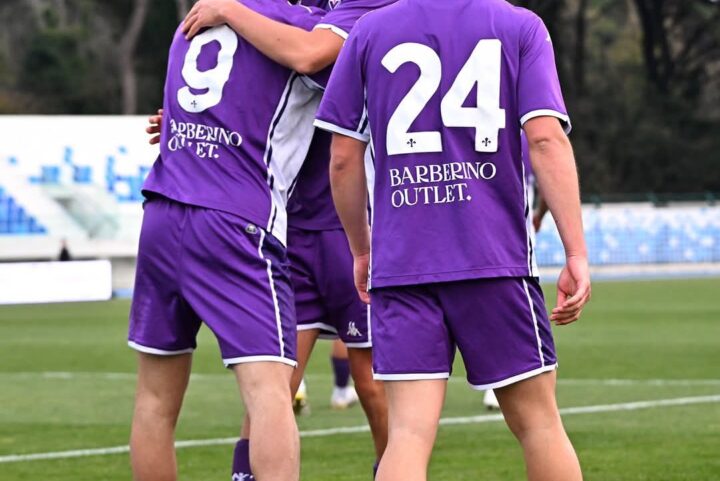 <span class="hot">Live <i class="fa fa-bolt"></i></span> CALCIO Viareggio Cup – live Semifinale Fiorentina-One Touche 2-0