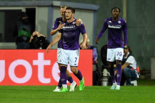 ACF FIORENTINA VS ISTANBUL BASAKSEHIR FK 17