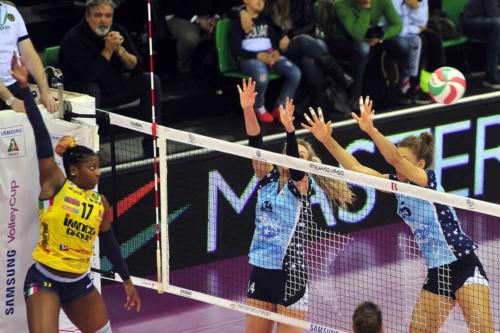 IL BISONTE FIRENZE VS IMOCO VOLLEY CONEGLIANO 01