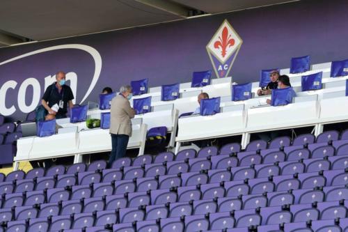 TRIBUNA STAMPA 01
