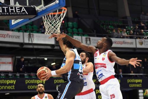 VANOLI CREMONA VS OPENJOBMETIS VARESE 20